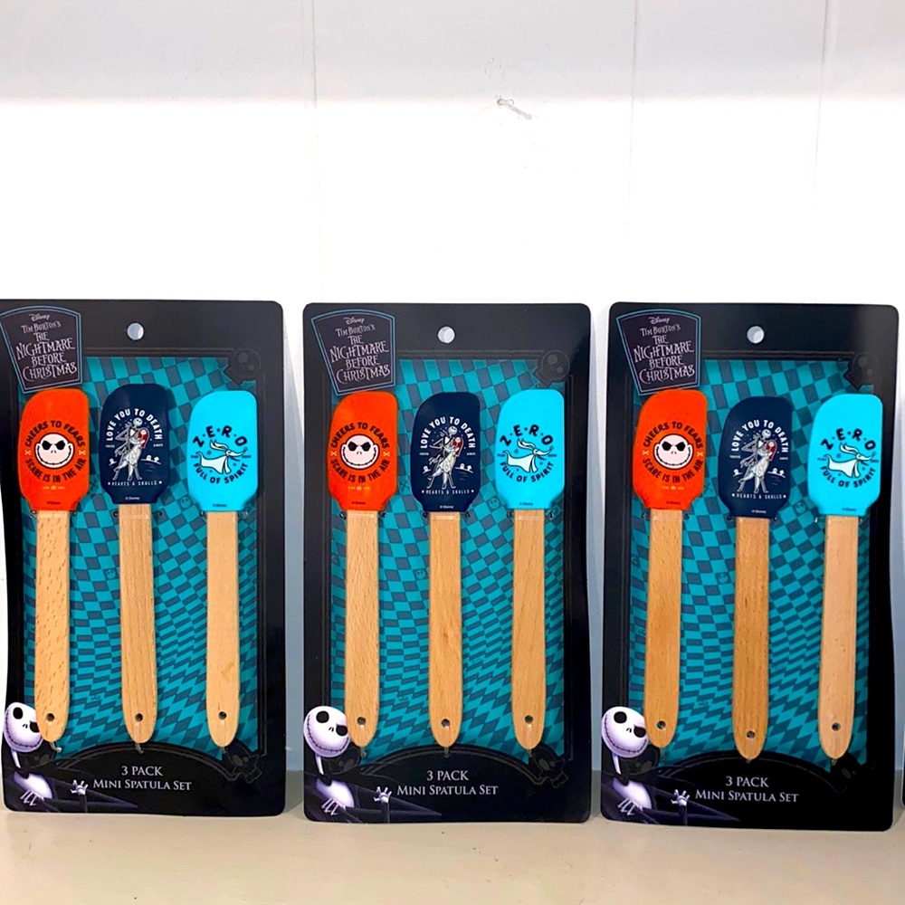 3pc nightmare before Christmas mini Spatula set.